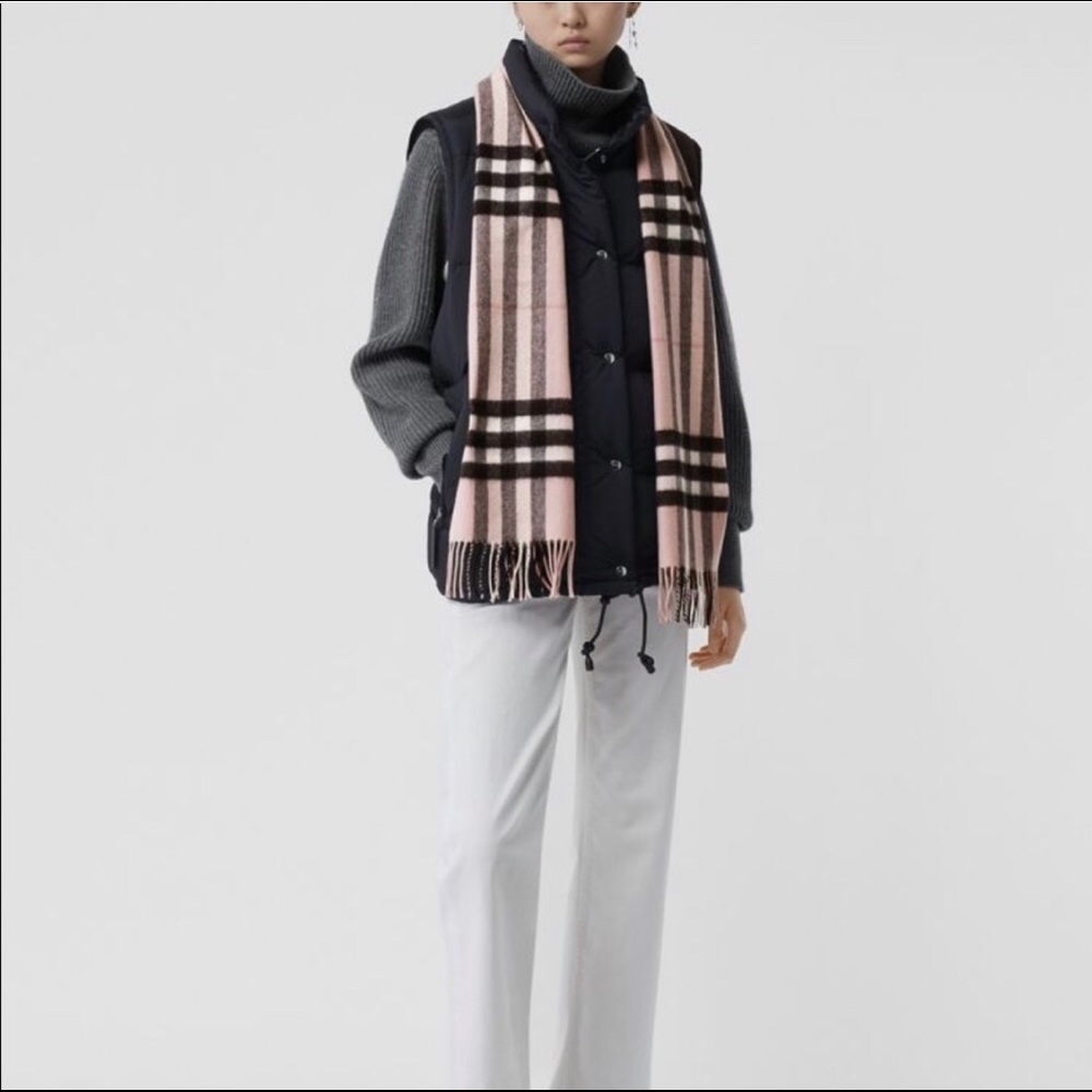 The Classic Check Cashmere Scarf